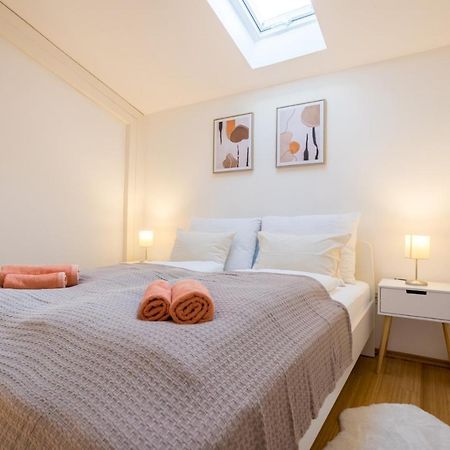Apartmani Beba オミサリ エクステリア 写真